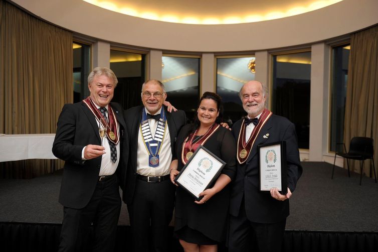 11402556_987991651219884_3769857044564259237_o